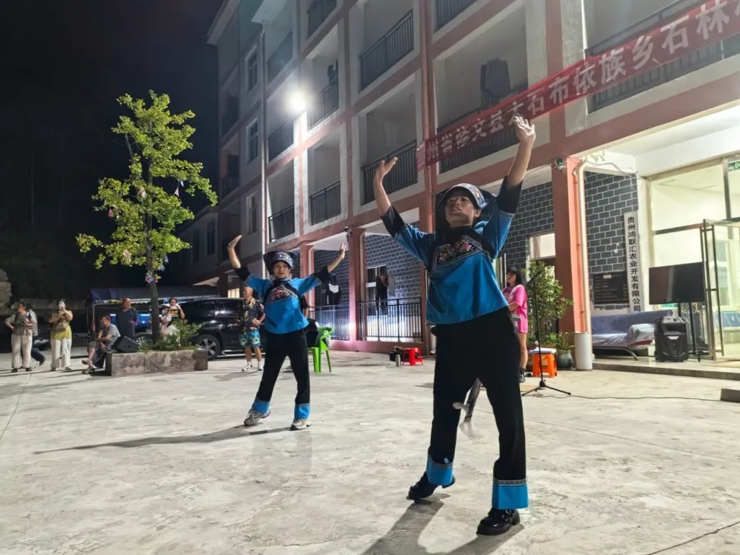 0b53bb6bf8f9d3e4def856522985166c.jpg 0b53bb6bf8f9d3e4def856522985166c.jpg